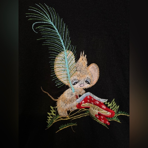 1960’s Vintage Country Craft Women’s Black Acrylic Mouse Mushroom Sweater Med - Picture 2 of 4